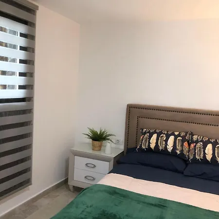 Humboldt Apartment *